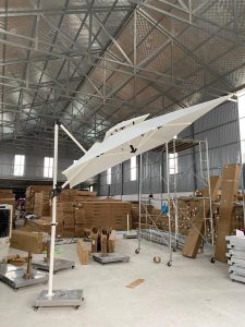 Ô Dù Lệch Tâm Vuông 2.5m – Phiên Bản Không Viền Rũ Ô Dù Lệch Tâm Vuông 2.5m – Phiên Bản Không Viền Rũ
