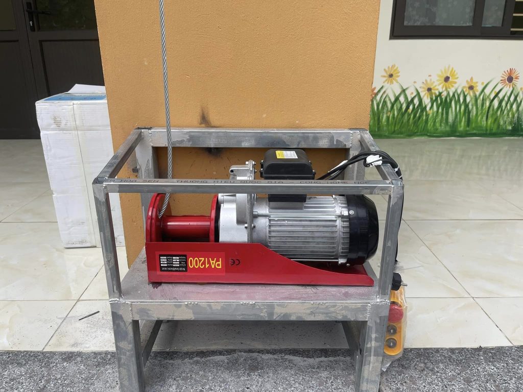 Tời quay cáp dù Tời quay cáp dù