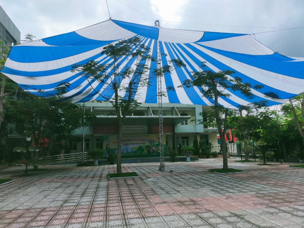 Dù che nắng sự kiện sân trường học Dù che nắng sự kiện sân trường học
