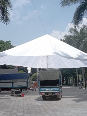Dù che sự kiện đám cưới cỡ lớn ngoài trời