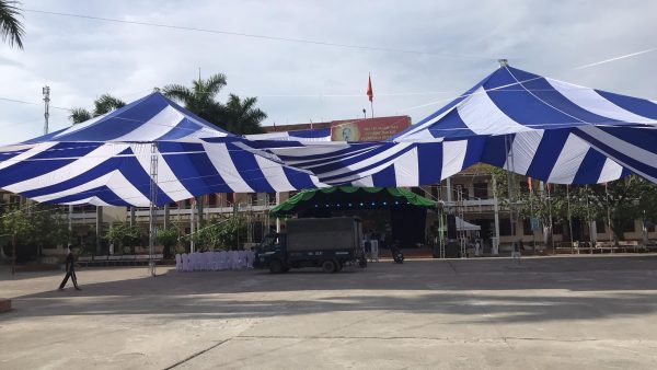 Dù che sự kiện sân trường quận Hoàng Mai