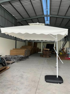Ô dù lệch tâm vuông 2.5m (có mái rủ) màu màu trắng