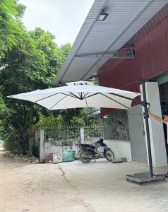 Ô Dù Lệch Tâm Vuông 2.5m (Màu Trắng) Ô Dù Lệch Tâm Vuông 2.5m (Màu Trắng)