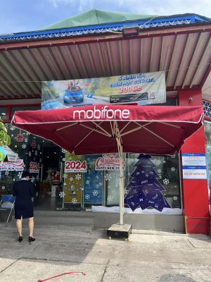 Mẫu Ô Dù Lệch Tâm Vuông 2.5m (Màu Đỏ) Đẹp