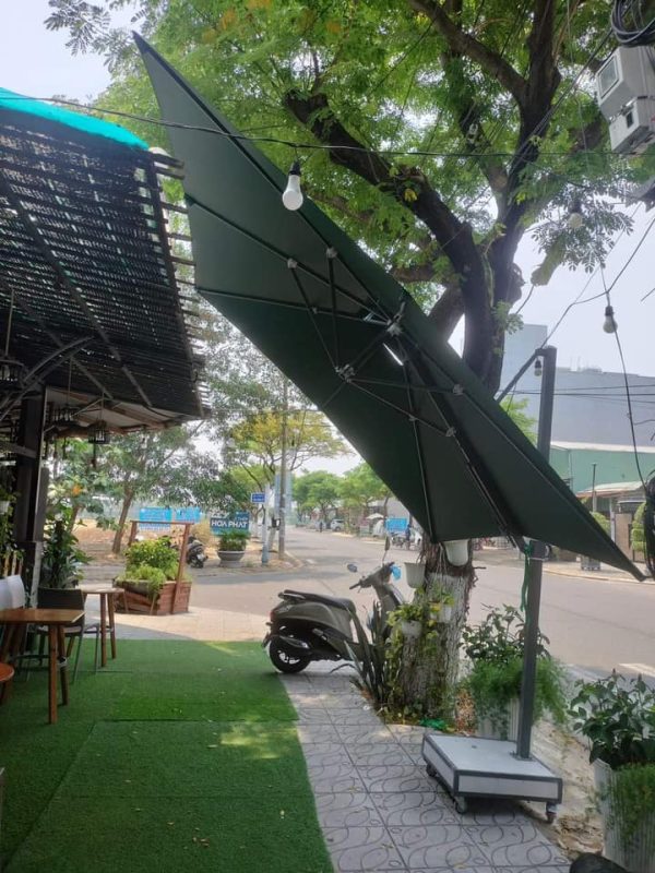 Mẫu Ô Dù Lệch Tâm Vuông Hệ Nâng Hạ Màu Xanh Đẹp