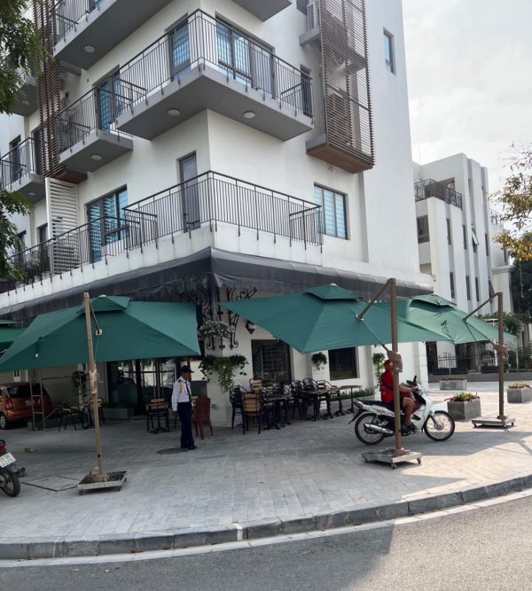 Mẫu Ô Dù Lệch Tâm Vuông Hệ Nâng Hạ Màu Xanh Đẹp