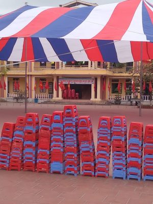 Dù hai trụ sự kiện (2 đỉnh) hai chóp