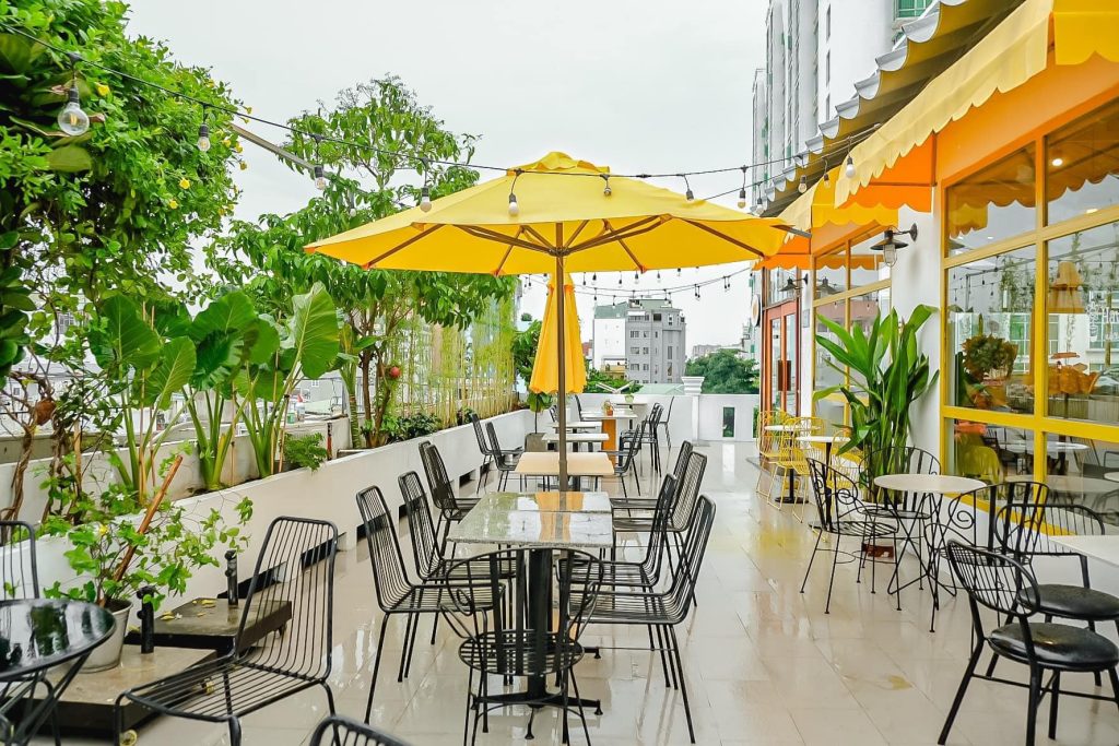 Ô dù chính tâm che nắng quán cafe Ô dù chính tâm che nắng quán cafe