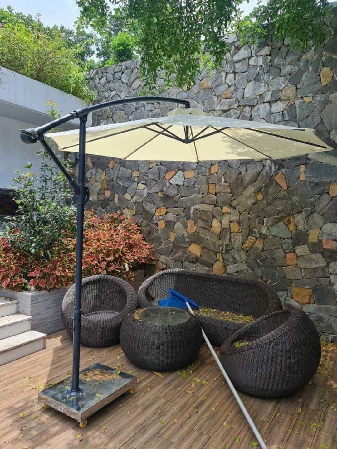 Mẫu dù che nắng quán cafe đẹp Mẫu dù che nắng quán cafe đẹp