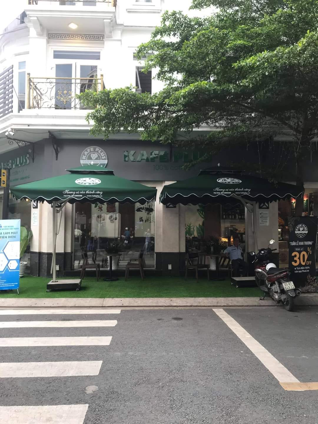 Mẫu dù che nắng quán cafe đẹp Mẫu dù che nắng quán cafe đẹp