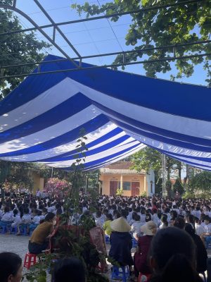 Dù che nắng sự kiện sân trường học ngoài trời ở Huế