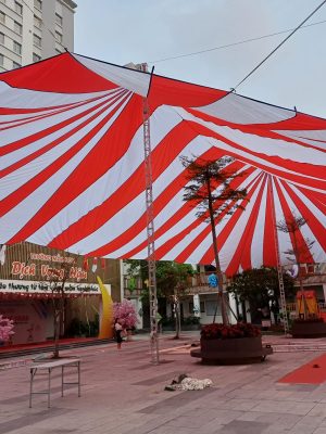 Dù che nắng sự kiện sân trường học ở Lào Cai