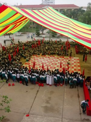 Bạt dù che nắng sân trường học ngoài trời