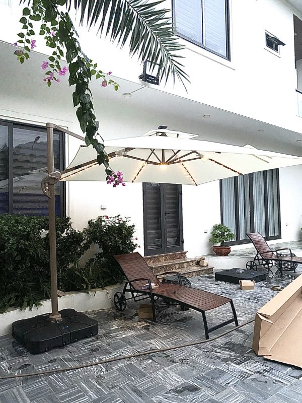 Ô dù lệch tâm có đèn 3x3m dạng sao (đế nhựa đổ nước)