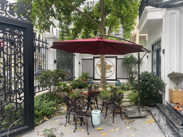 Ô dù lệch tâm tròn hệ móc câu che nắng quán cafe
