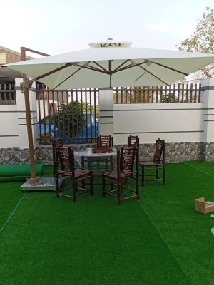 Dù lệch tâm vuông hợp kim nhôm xoay 360 màu trắng