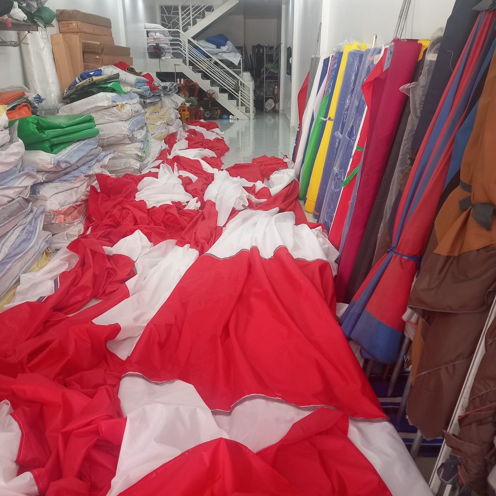 Thay bạt dù che nắng tphcm