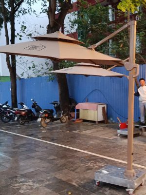 Dù nghiêng che nắng nâng hạ