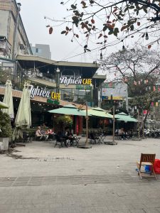 Ô dù che nắng mưa ngoài trời tại Mê Linh