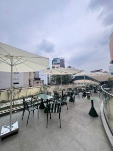 Ô dù che nắng mưa ngoài trời tại Bắc Giang