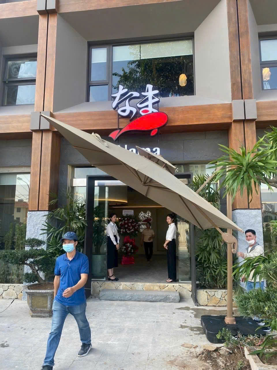 Ô dù che nắng mưa ngoài trời ở quận 5 Ô dù che nắng mưa ngoài trời ở quận 5