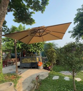 Ô dù lệch tâm xoay 360 độ nghiêng đa năng ở quận 1 Ô dù lệch tâm xoay 360 độ nghiêng đa năng ở quận 1
