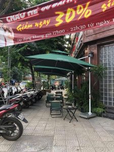 Ô dù che nắng quán cafe tại quận 3 Ô dù che nắng quán cafe tại quận 3
