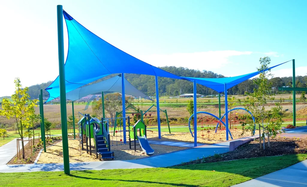 Bạt dù căng nghệ thuật trang trí resort ở Phú Quốc Bạt dù căng nghệ thuật trang trí resort ở Phú Quốc